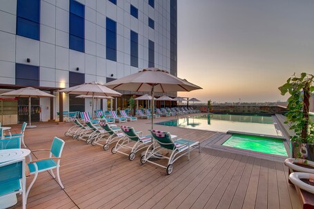 Premier Inn Dubai Ibn Battuta Mall - Image 2