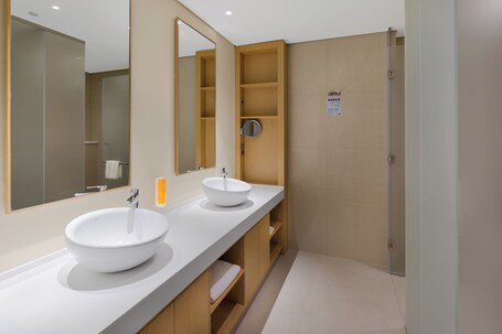 Premier Inn Dubai Ibn Battuta Mall - Image 48