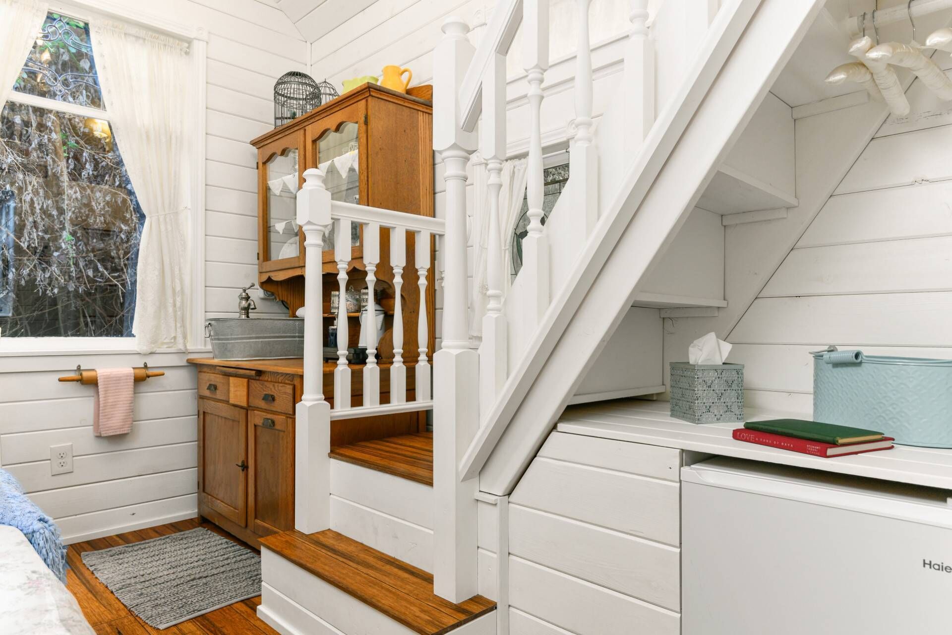 cottage - tiny house | living area