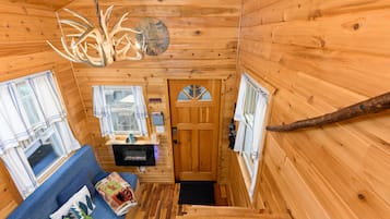 Cabin - Tiny House | 1 bedroom, Egyptian cotton sheets, premium bedding, memory foam beds