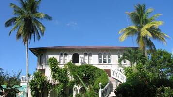 Fachada del alojamiento