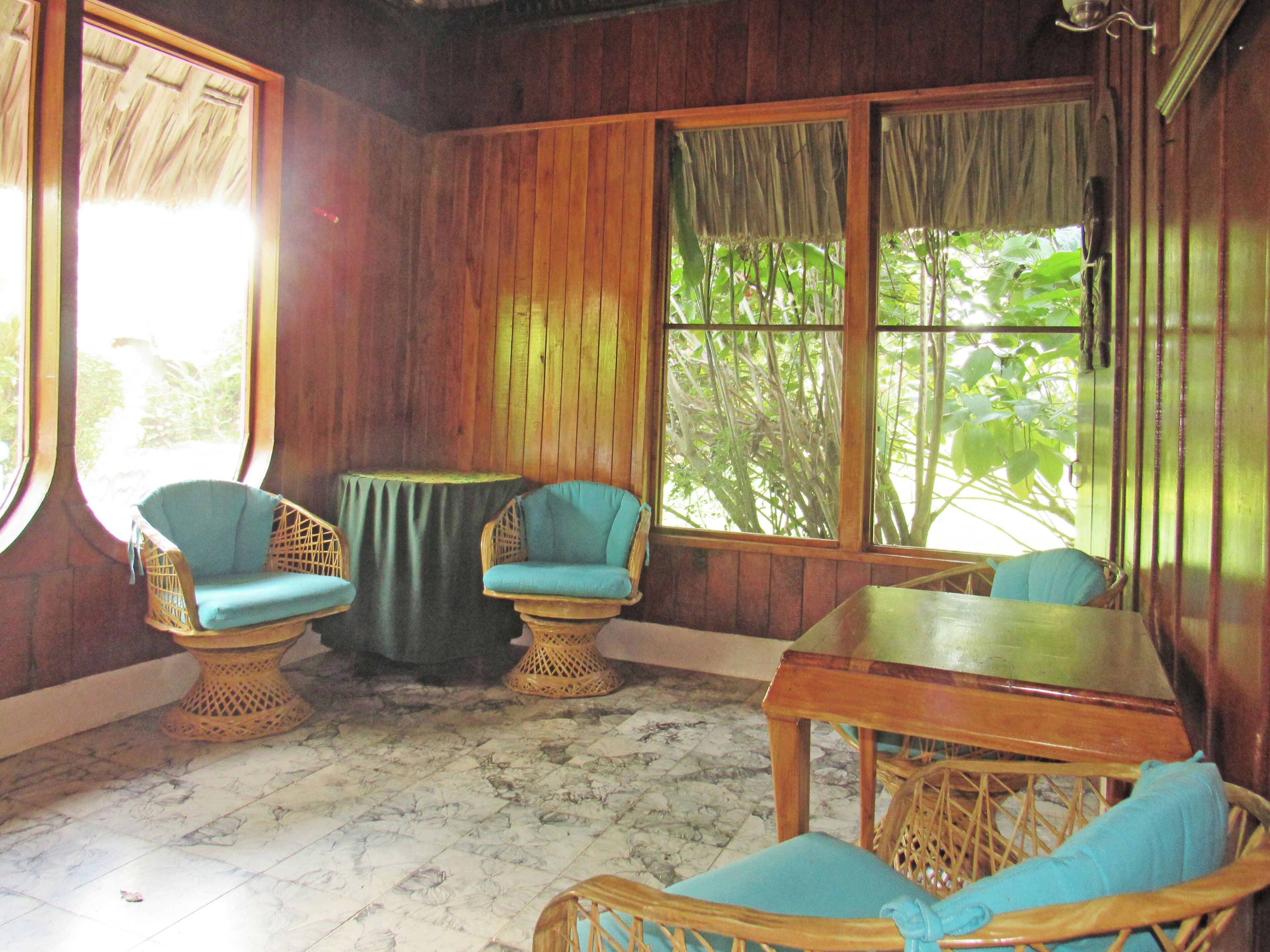 Economy Cabin, 2 Bedrooms, Non Smoking, Garden View | Bathroom | Bathtub, free toiletries, hair dryer, towels
