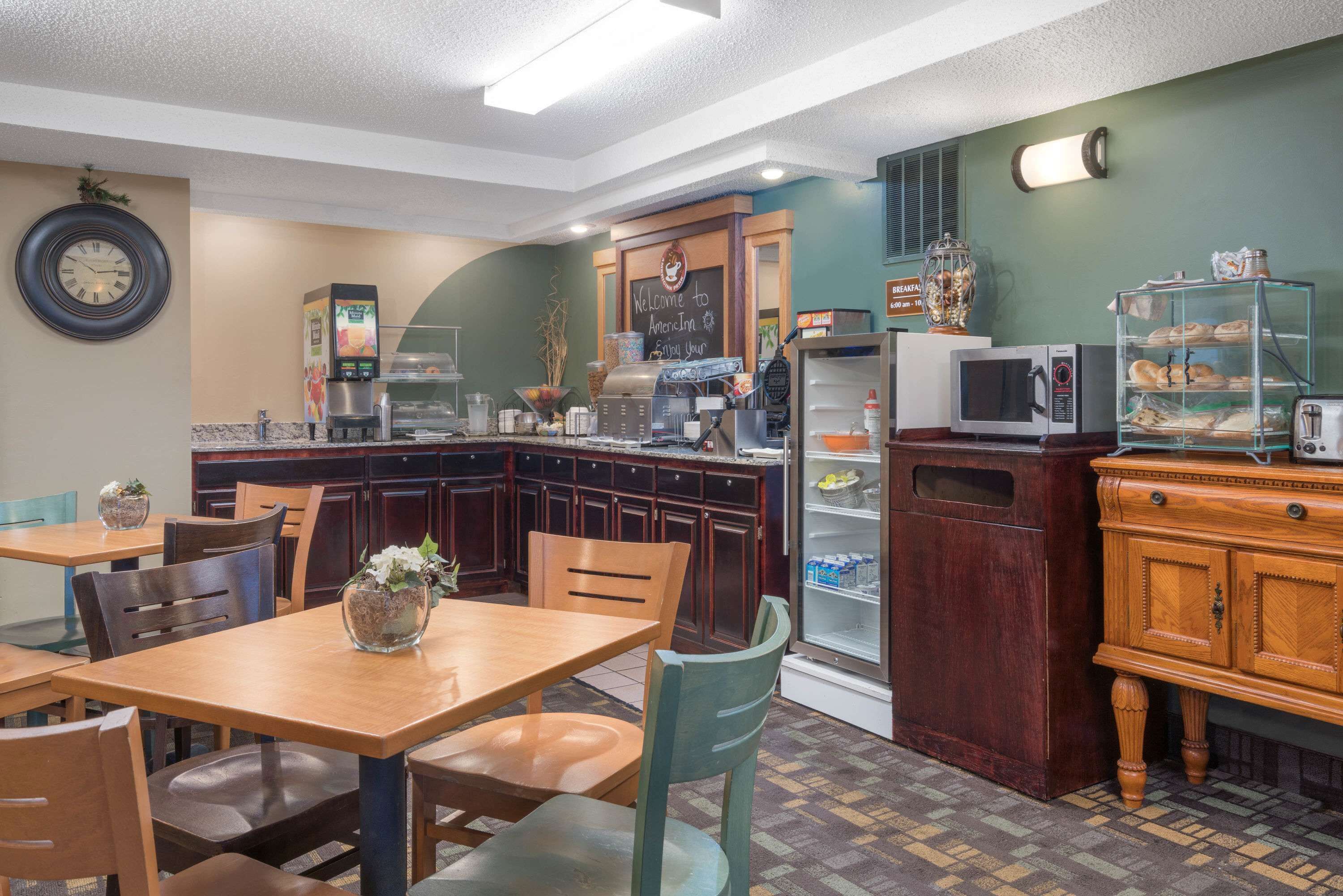 Gratis frukost varje dag 