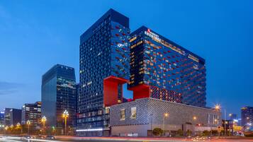 المنشأة من الخارج