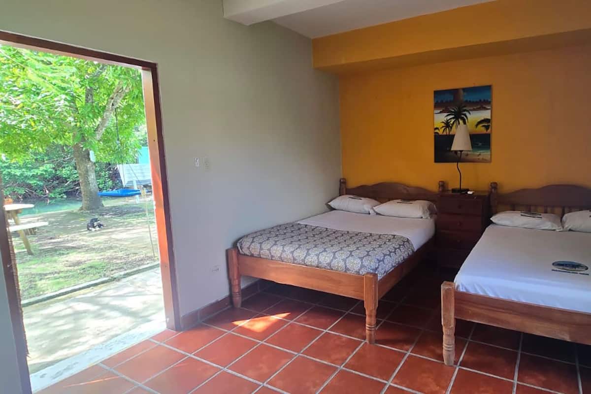 Standard Double or Twin Room, Multiple Beds, Canal View