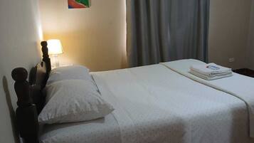 Estudio Confort, 1 cama Queen size | 1 habitación, ropa de cama de alta calidad y decoración personalizada