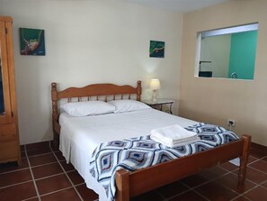 Studio – comfort | 1 soverom, sengetøy av topp kvalitet og individuelt dekorert