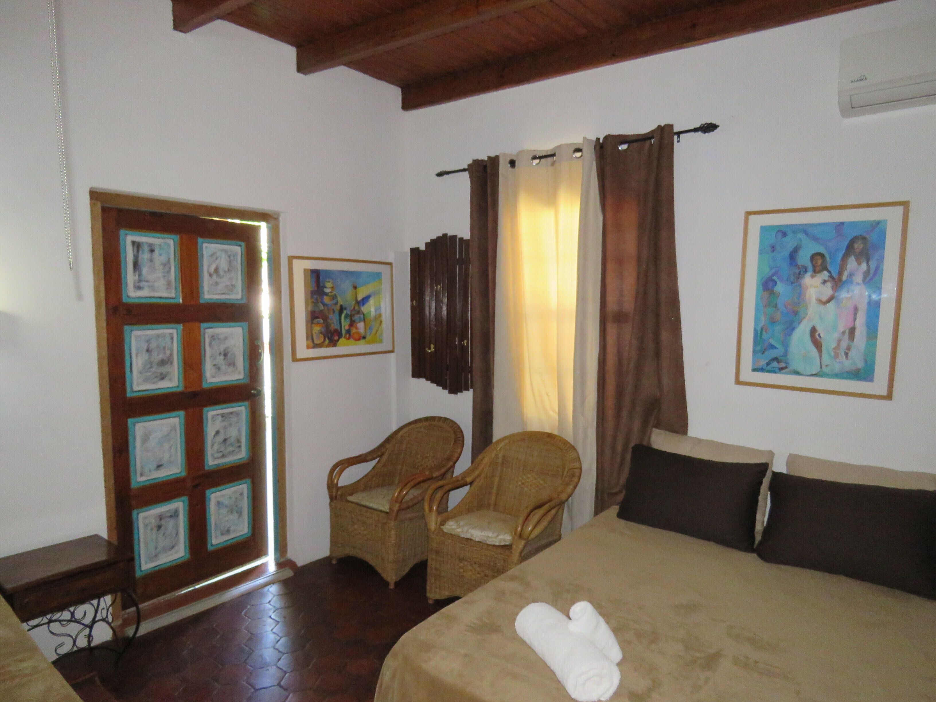 Blackout curtains, soundproofing, iron/ironing board, free WiFi