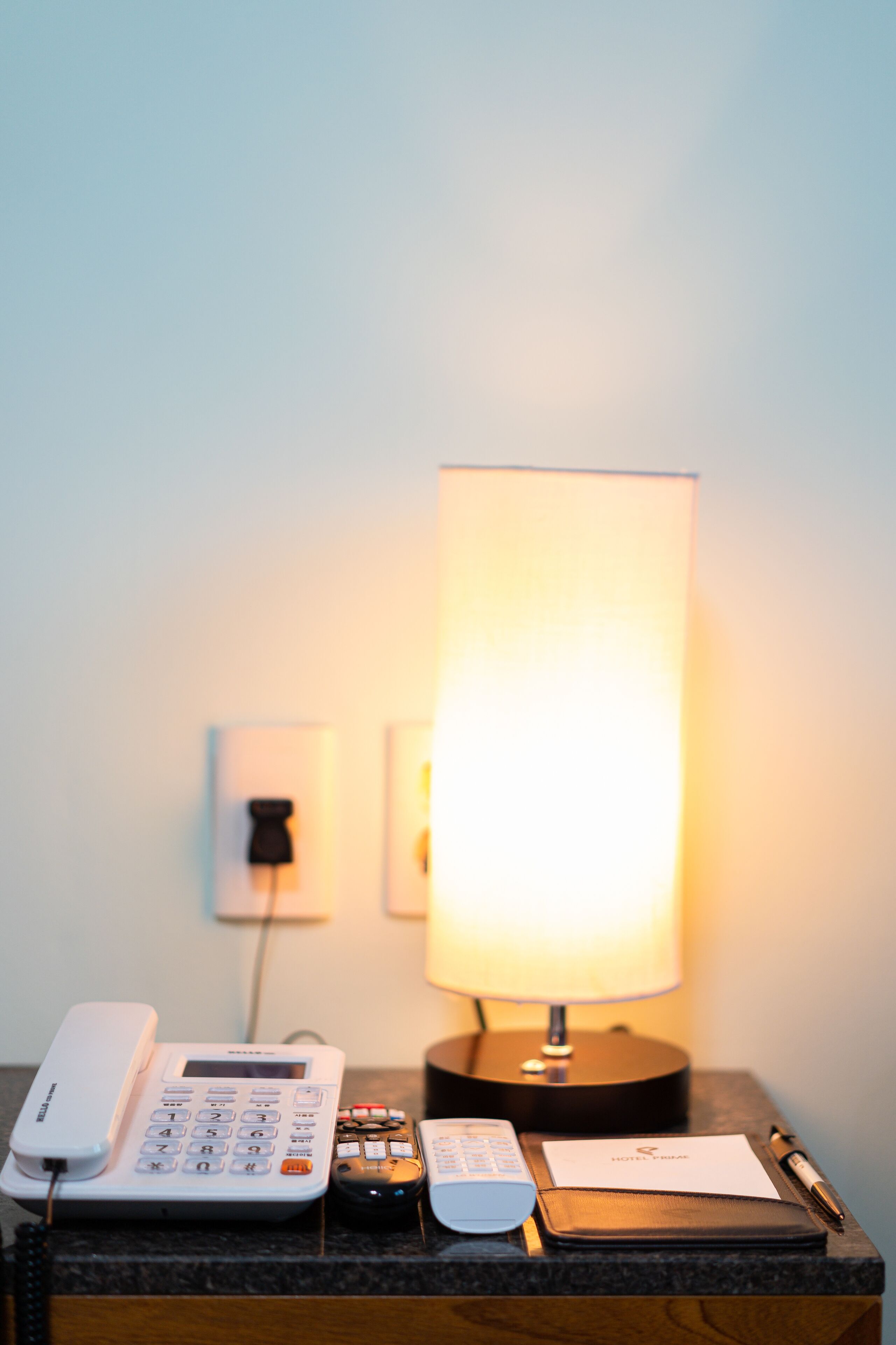 deluxe twin room (breakfast for 2, free netflix+youtube) | premium bedding, down duvets, individually furnished, blackout curtains