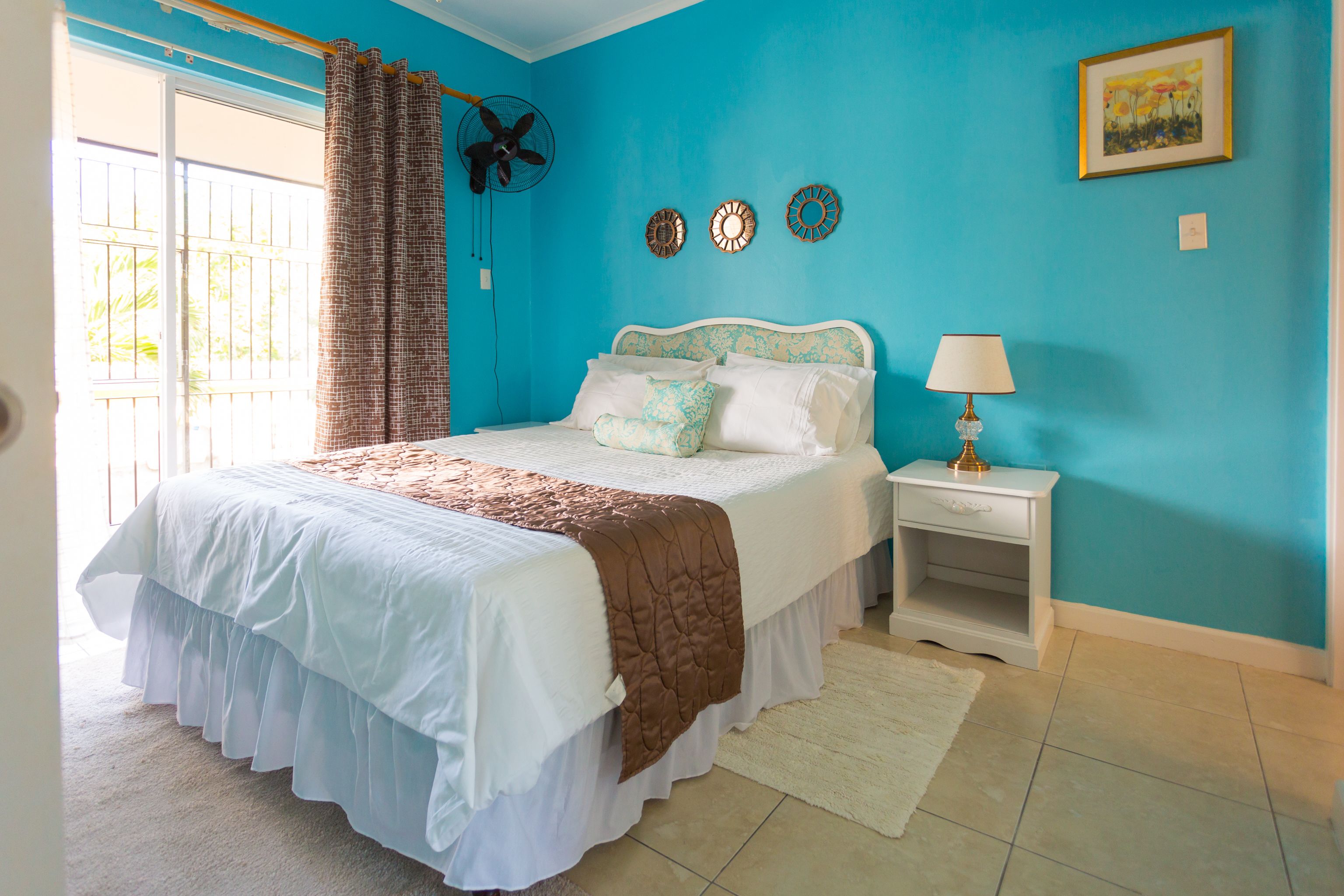 Departamento, 1 habitación, cocina, vista a la montaña | 1 habitación, sábanas de algodón egipcio y ropa de cama de alta calidad 