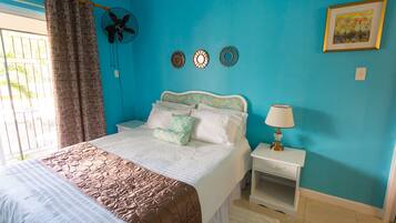 Apartment, 1 Bedroom, Kitchen, Mountain View | View from room