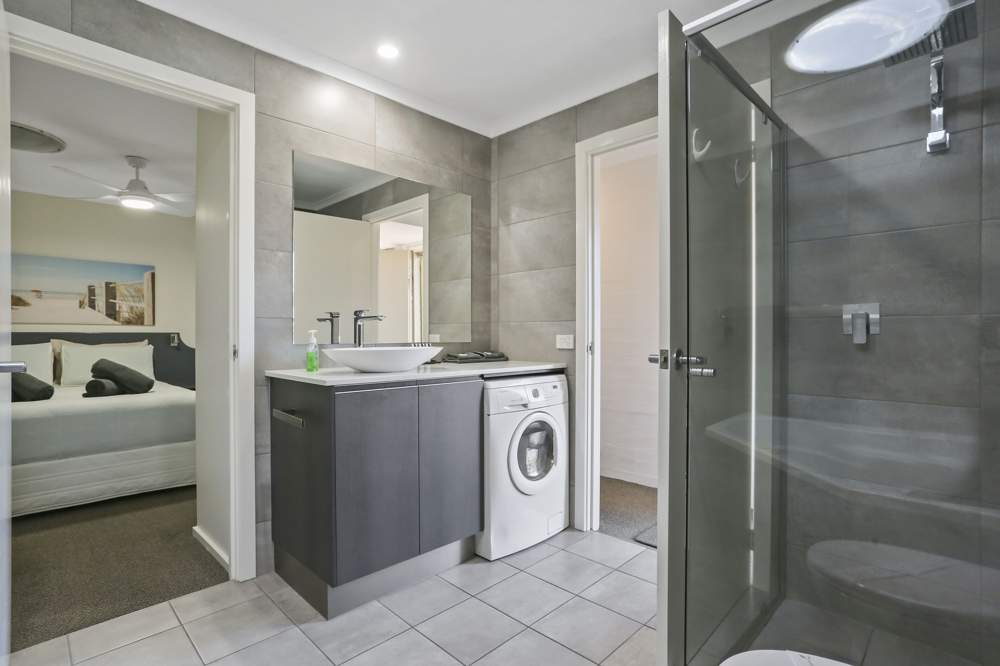 Shower, free toiletries, hair dryer, towels