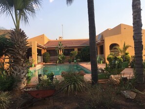 Fireplace - Inca-Rose Guest House (Francistown)