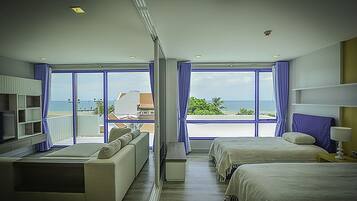 2 Bedrooms Apartment, Sea View | Blackout curtains, rollaway beds