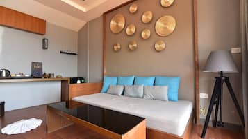 Ocean View Family Suite | 1 bedroom, in-room safe, desk, blackout drapes