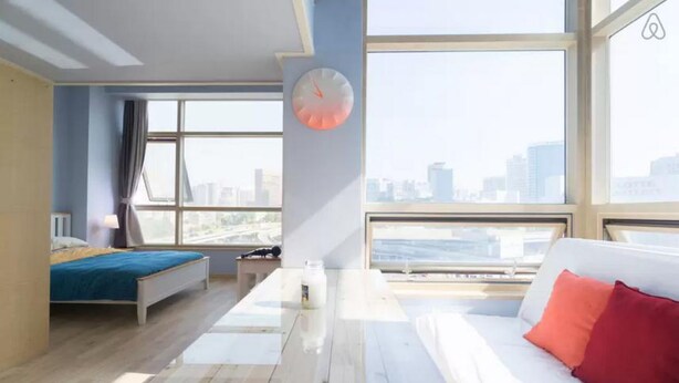 Unclassified image, 1 of 125, button - Seoul Town House (Seoul)