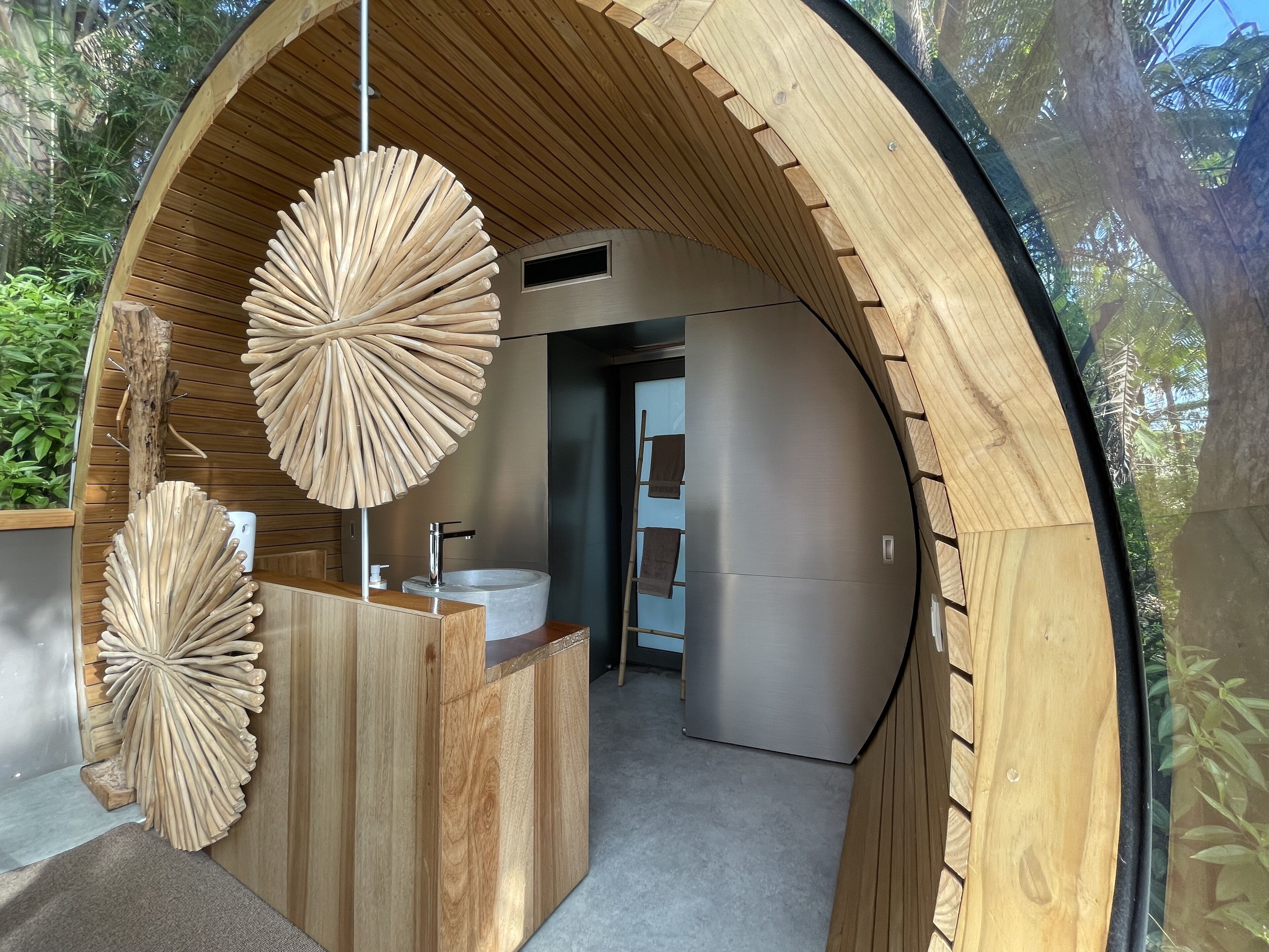 ecolodge moringa | 1 bedroom, premium bedding, individually decorated, bed sheets