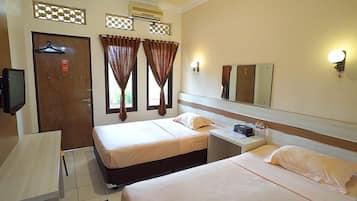 Super Deluxe Room | Desk, free WiFi