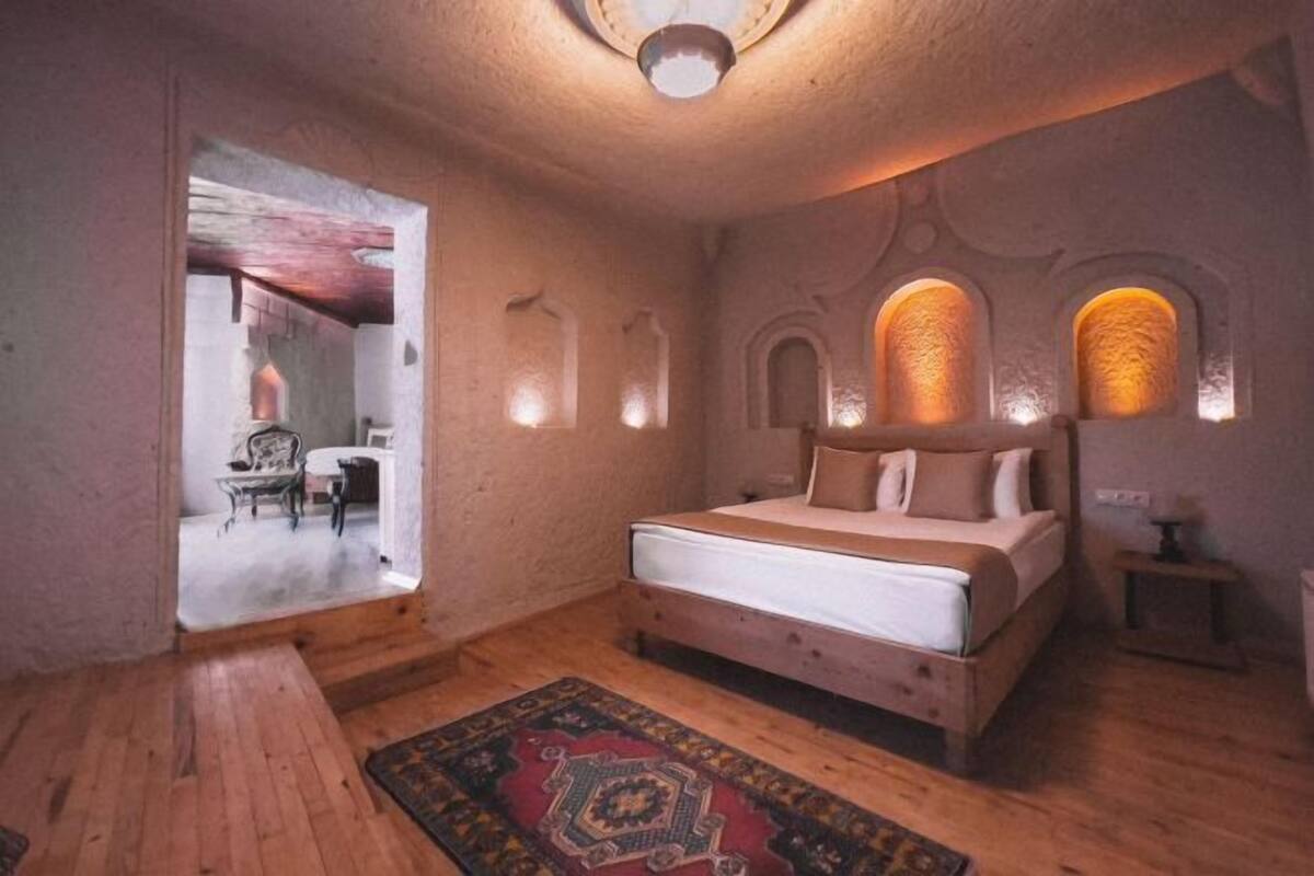 ميني بار وواي فاي مجانًا وبديكورات فريدة لكل غرفة وطراز فريد لكل وحدة