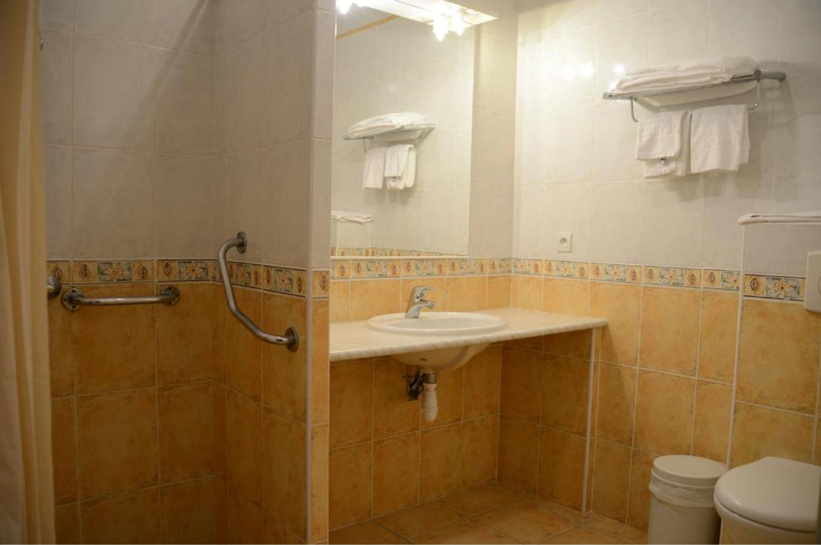 free toiletries, hair dryer, towels