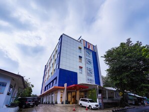Exterior - Sparks Odeon Sukabumi - Artotel Curated (Sukabumi)
