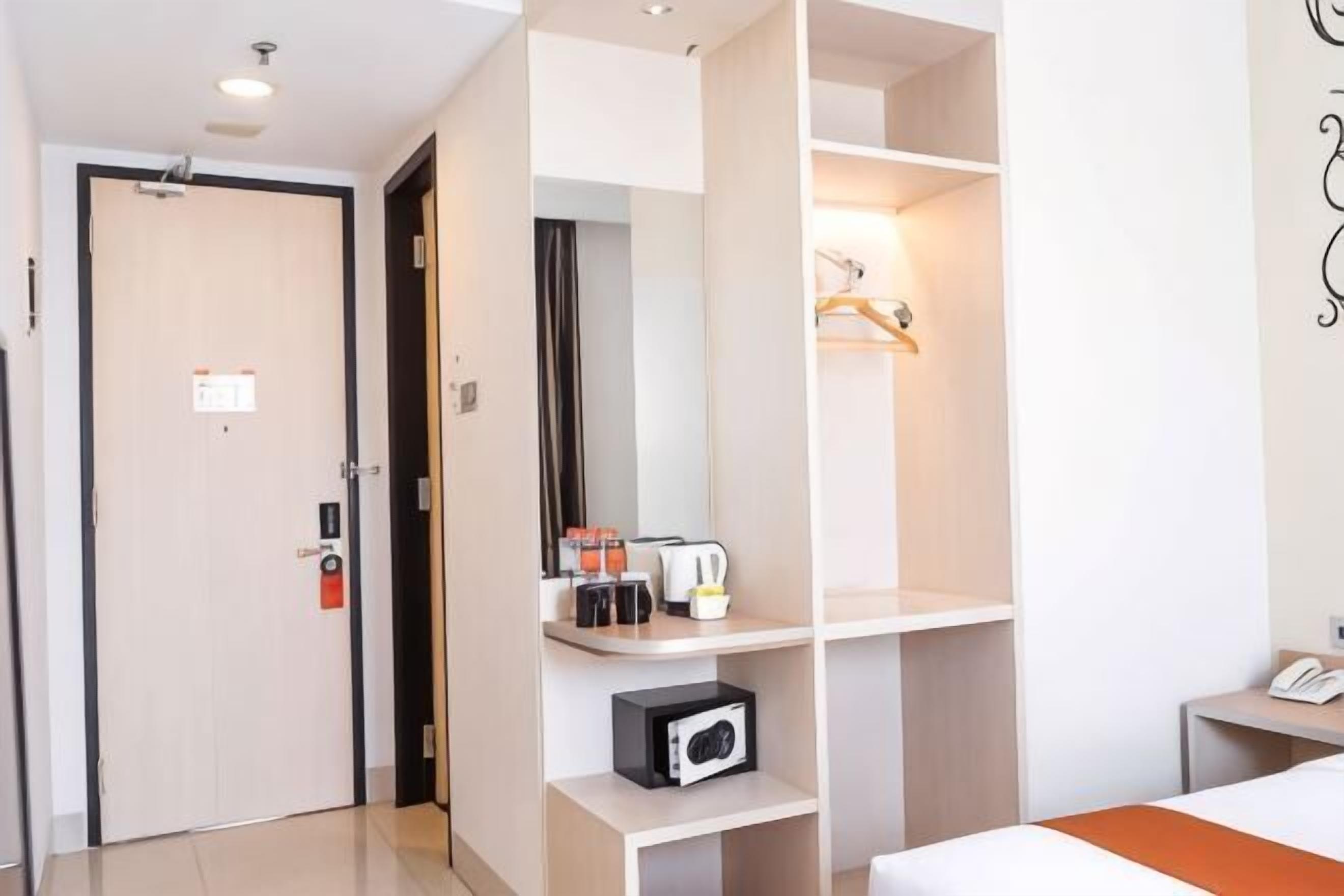 In-room safe, desk, blackout curtains, soundproofing