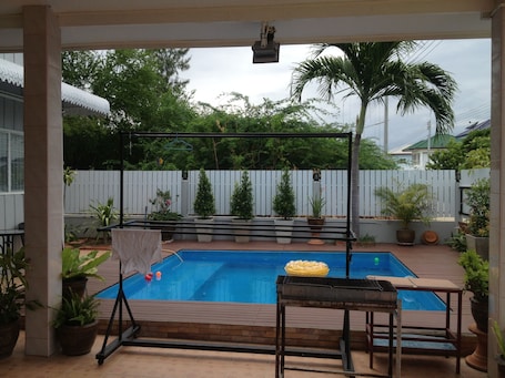 3 Bedroom Villa | Terrace/patio