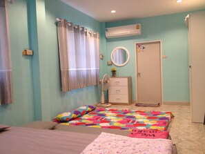 3 Bedroom Villa | 3 bedrooms, laptop workspace, rollaway beds, free WiFi - Baan Par Pern Hadchaosamran (Phetchaburi)