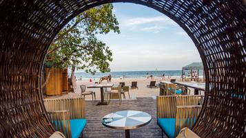 Breakfast, lunch, dinner served; international cuisine, pool views