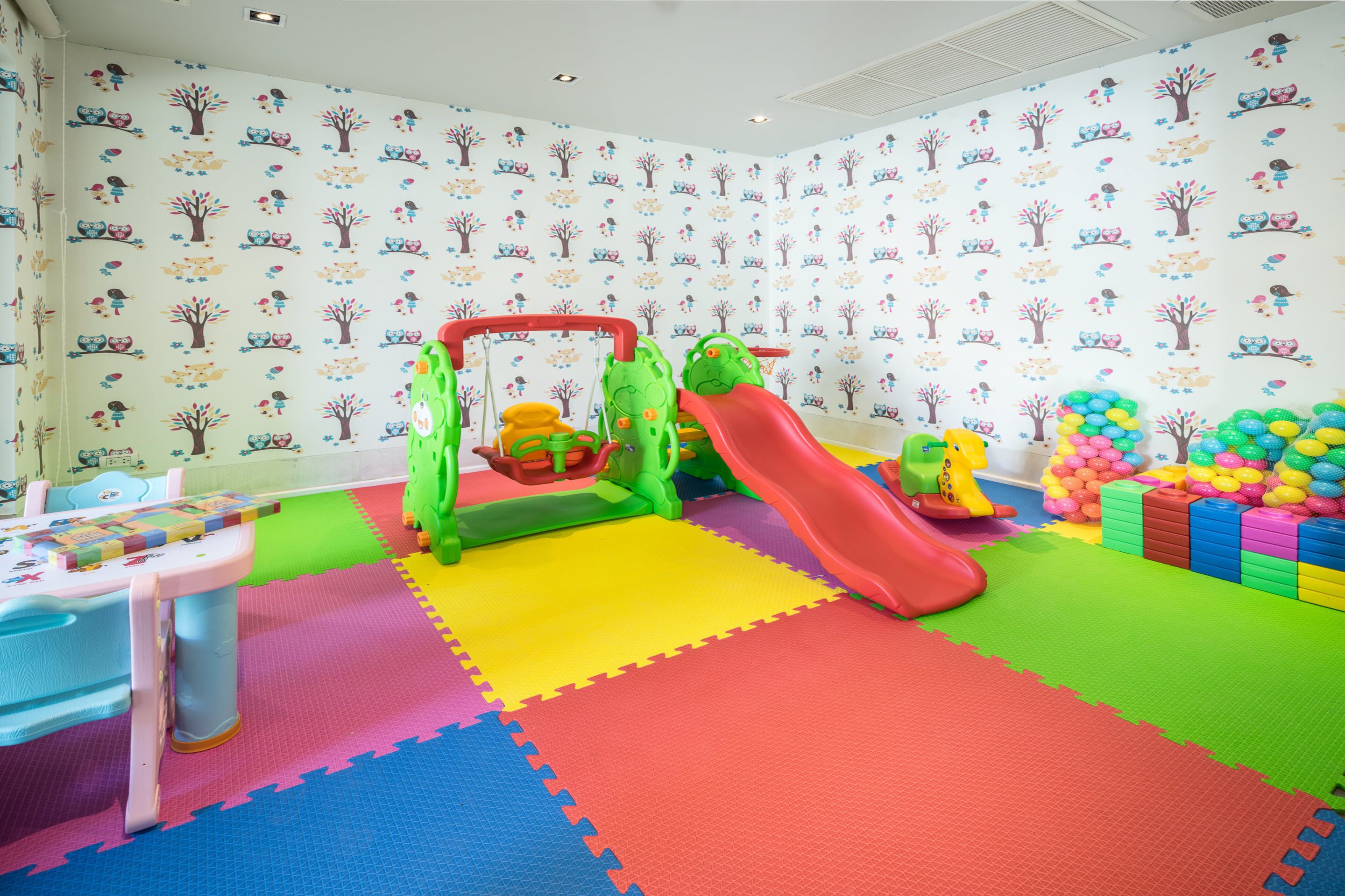 Área de juegos infantiles al aire libre