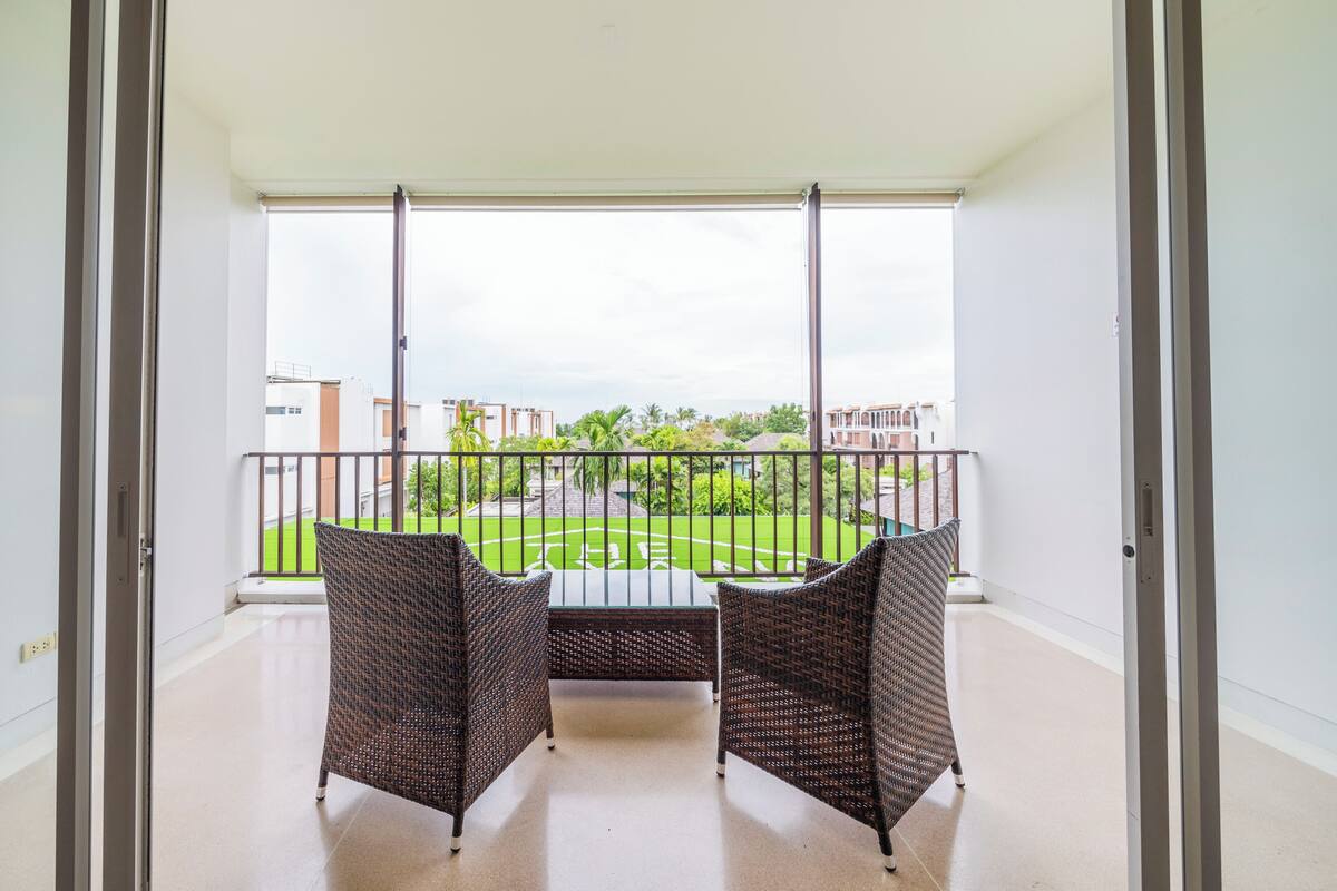 partial seaview family 2 bedroom suite | terrace/patio