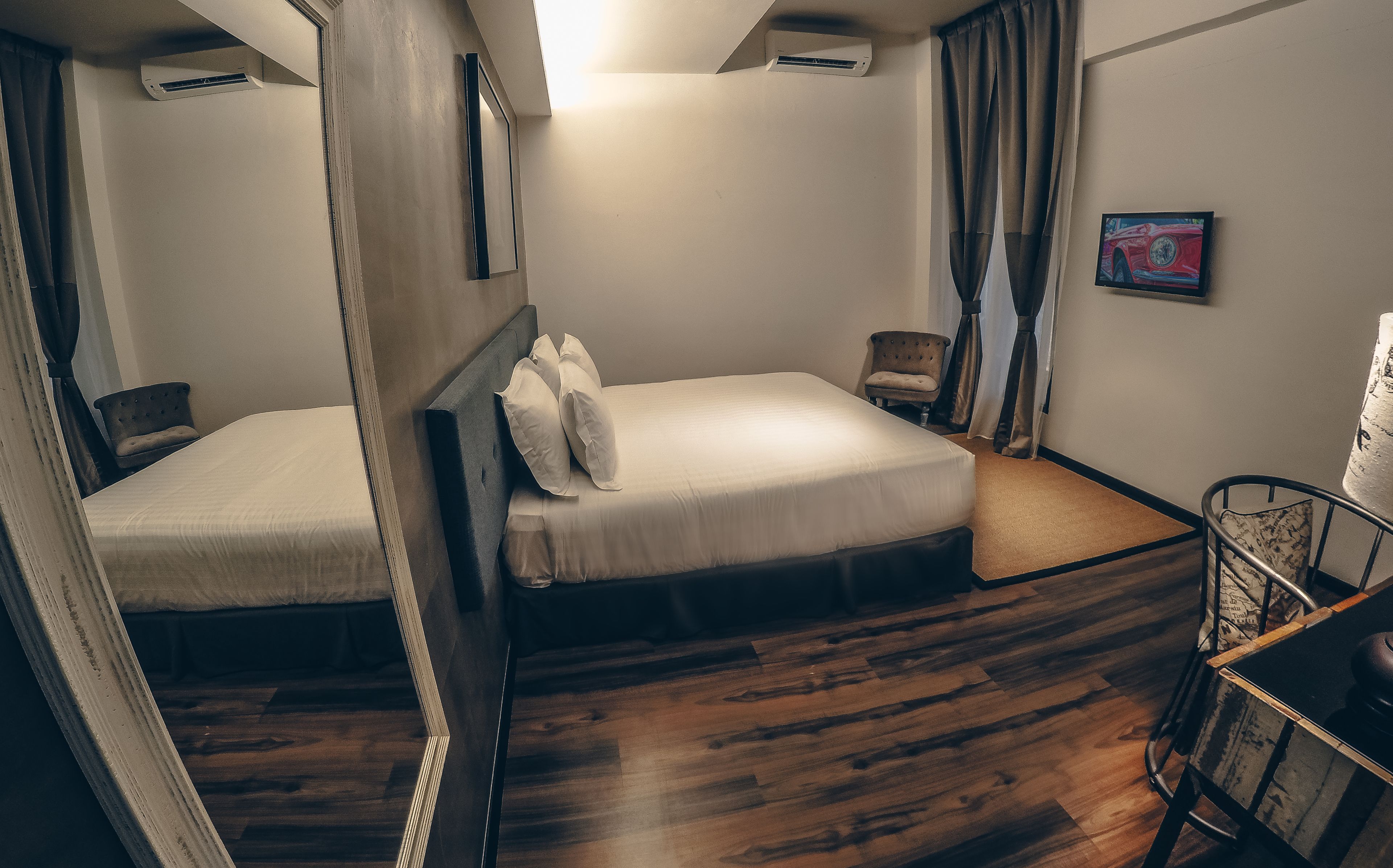 premium king - with internet | in-room safe, desk, blackout curtains, soundproofing