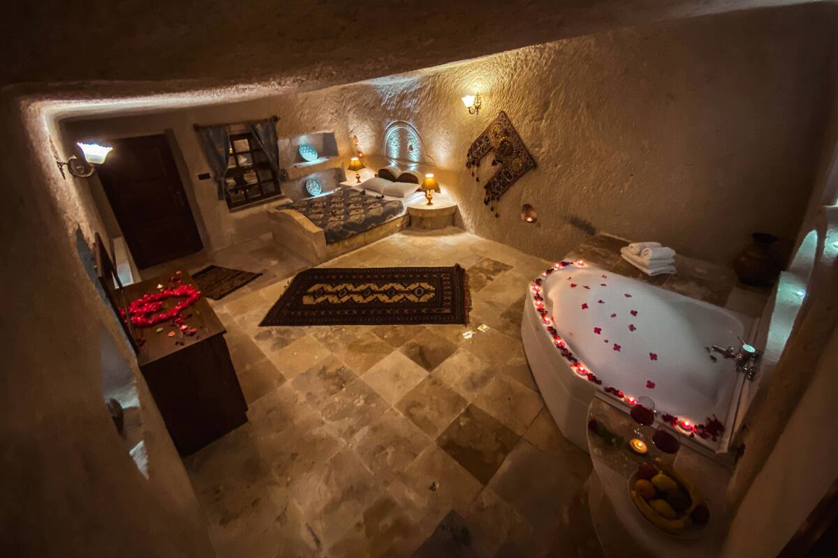 Queen Cave Suite | 1 phòng ngủ, trang trí khác biệt