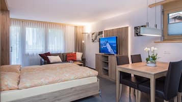 1 bedroom, premium bedding, down duvets, individually furnished