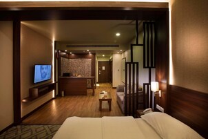 Caja de seguridad en la habitación y escritorio 