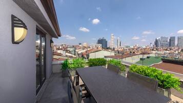Suite Supérieure, terrasse | Terrasse/Patio