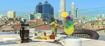 Redmont Hotel Nisantasi