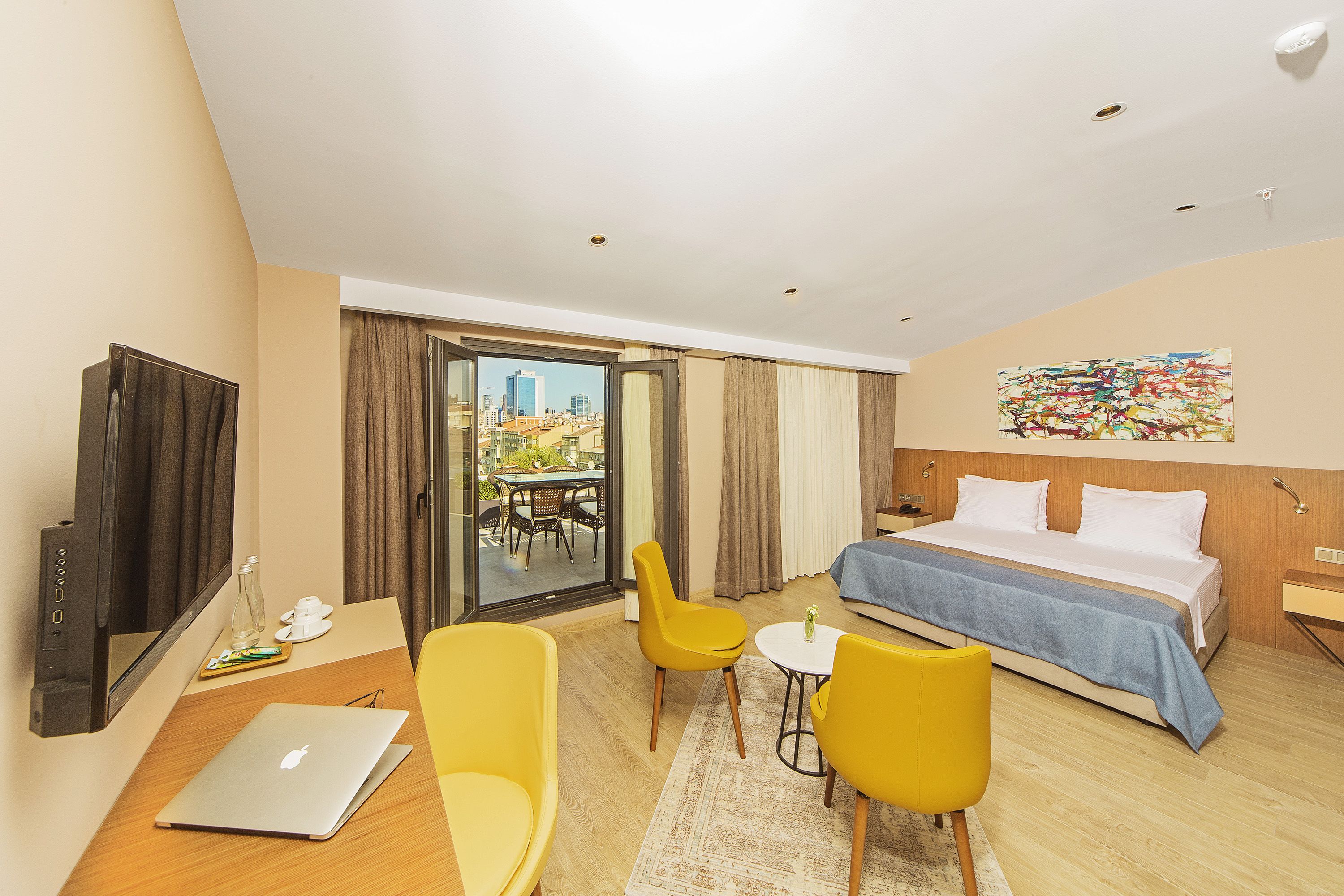 Superior Suite, Terrace | Minibar, in-room safe, laptop workspace, soundproofing
