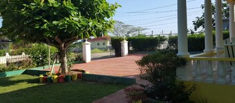 Ocho Rios Almond Tree Villas