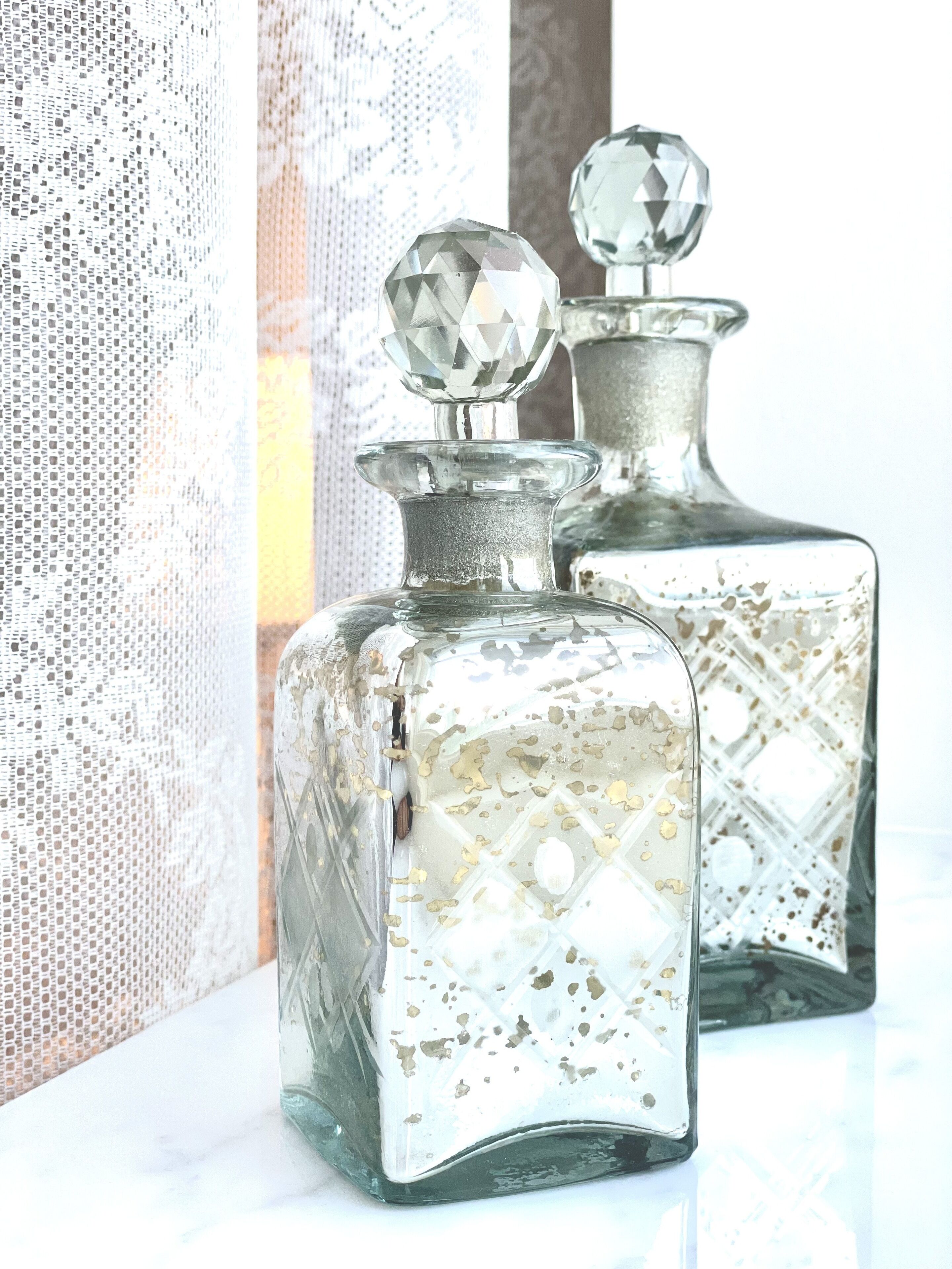 family room | 1 bedroom, premium bedding, pillow-top beds, blackout curtains