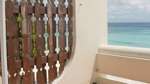 Villa Deluxe, 3 camere da letto, di fronte alla spiaggia | Terrazza/patio