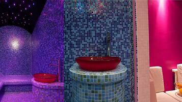 Sauna, steam room