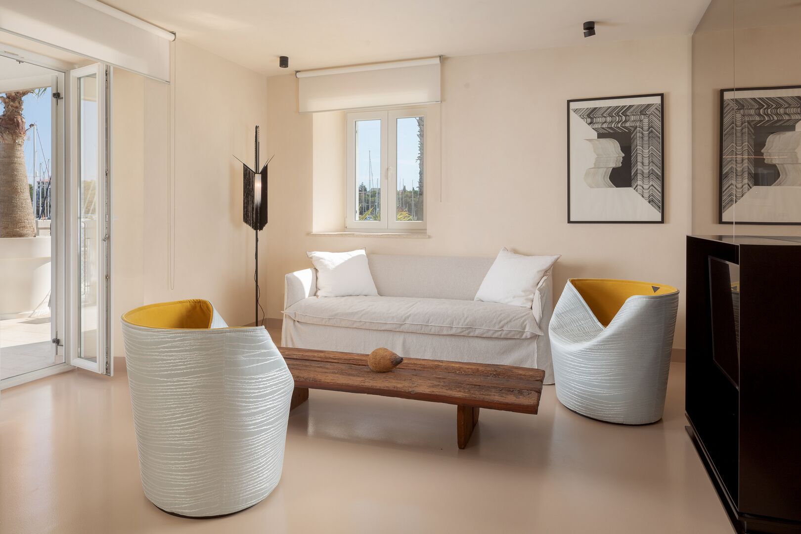 5 star executive suite with balcony and sea view | living area | lcd tv