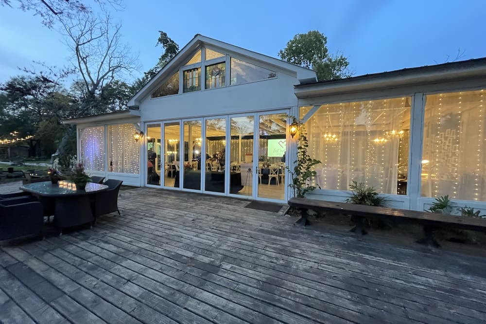 Hodge Podge Lodge - Richards, TX