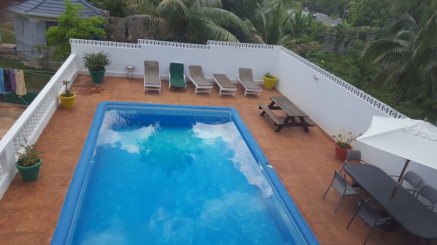 Ocho Rios Pimento Villas