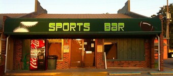 Gators Inn