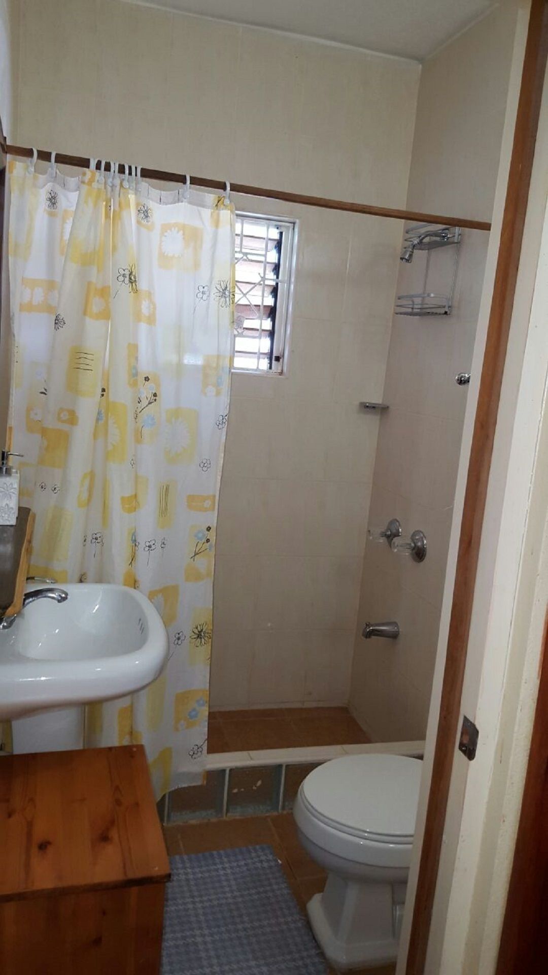 Standard Apartment, 1 Bedroom, Pool View, Poolside | Bathroom