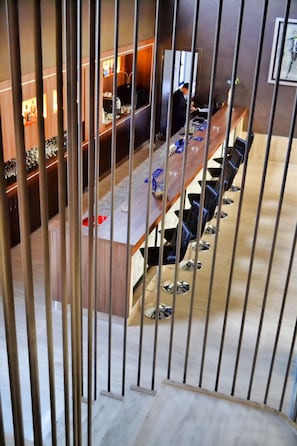 Bar lounge