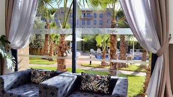 Sala de estar en el lobby