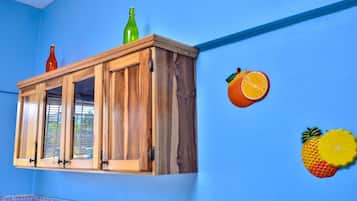 Exclusive Apartment, 1 Bedroom, Kitchen, Mountain View | Private kitchen | Full-sized fridge, microwave, oven, stovetop